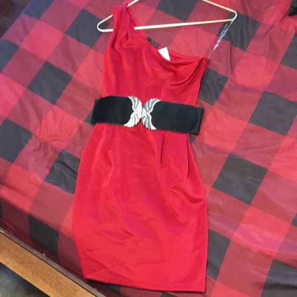 VOXX New York Dresses & Skirts - New One shoulder dress.